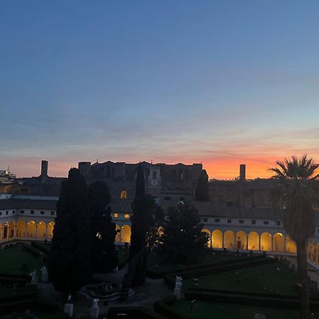 Camera X2 Con Splendida Vista Sulle Terme Di Diocleziano E Sul Chiostro Di Michelangelo Rome Bagian luar foto